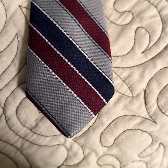 ⚡️2/$15⚡️Designer Collection Michael Reed tie - Picture 5 of 6